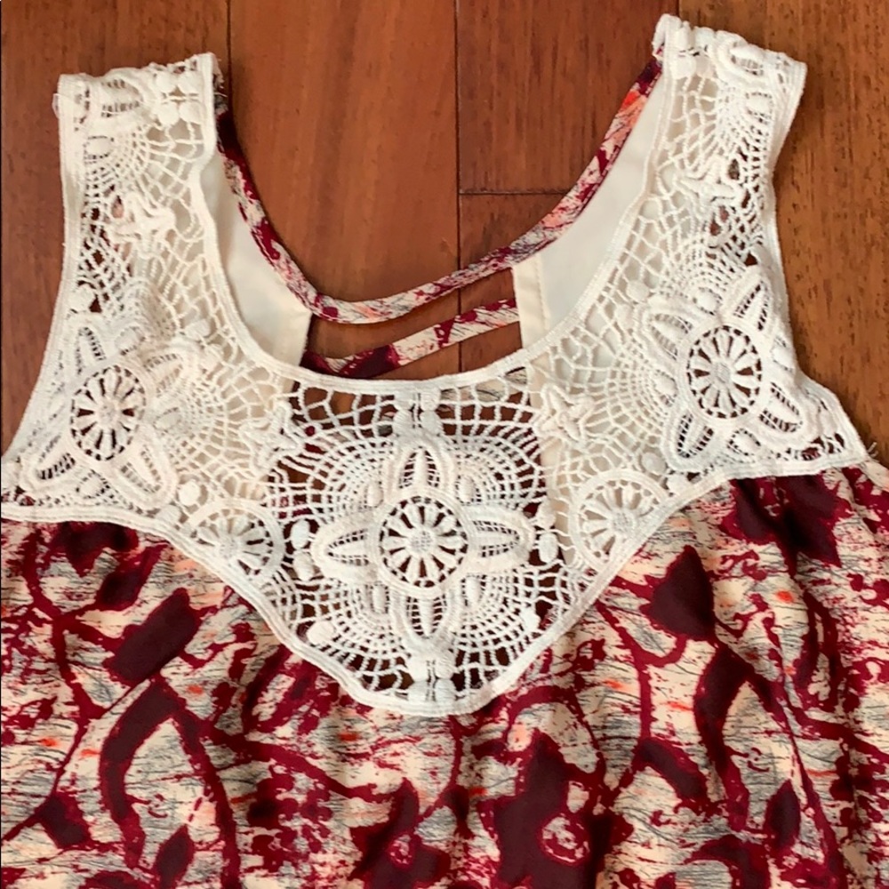 XS floral shift dress with lace